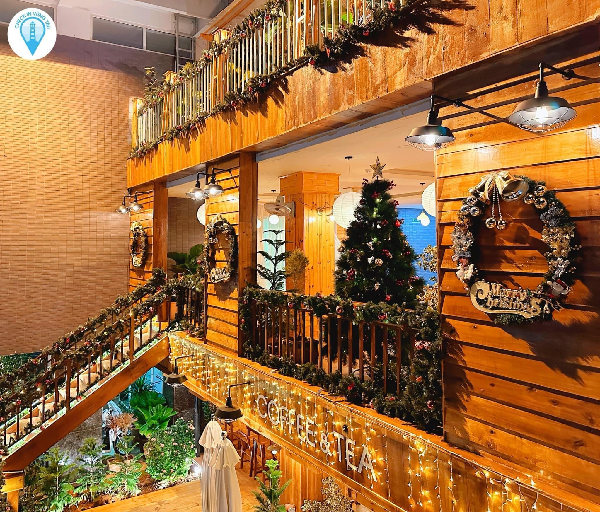quán cà phê trang trí Noel ở Vũng Tàu